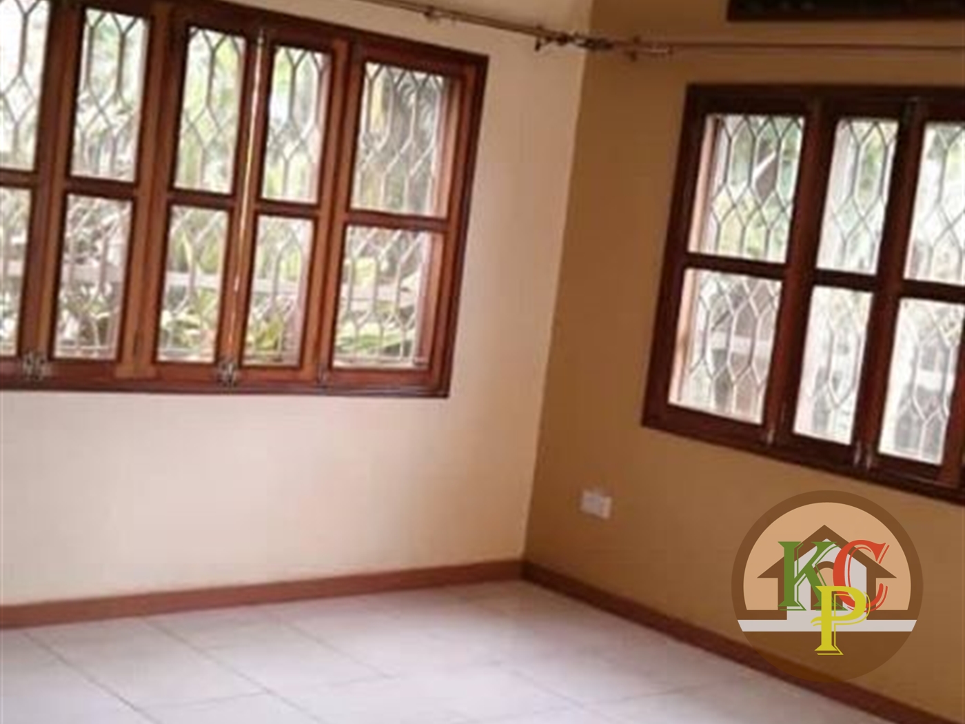 Mansion for rent in Muyenga Kampala