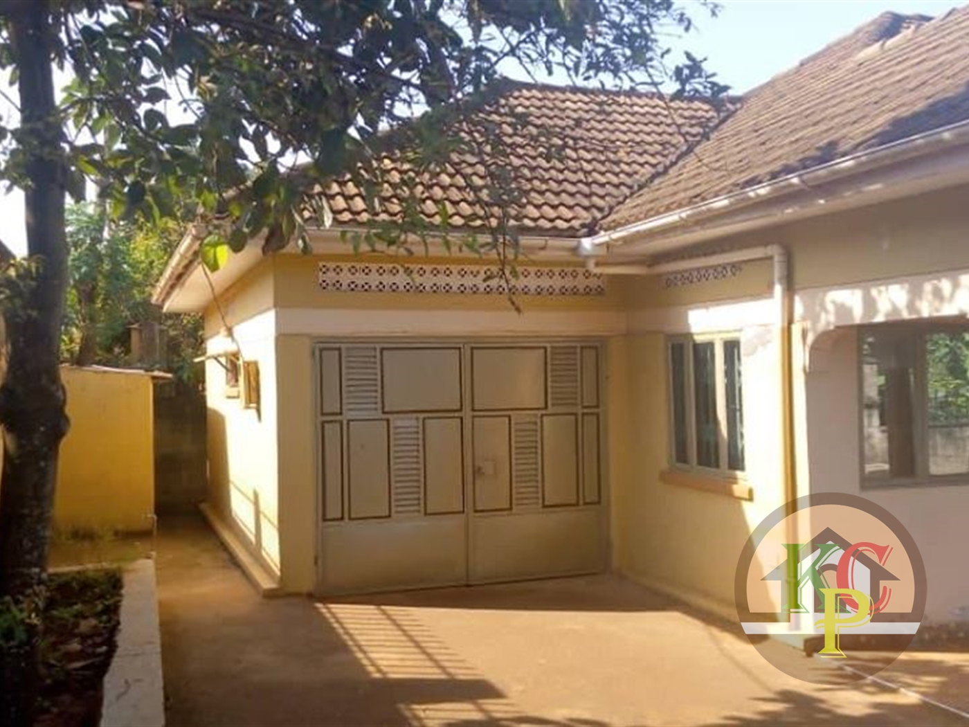 Bungalow for rent in Buziga Kampala