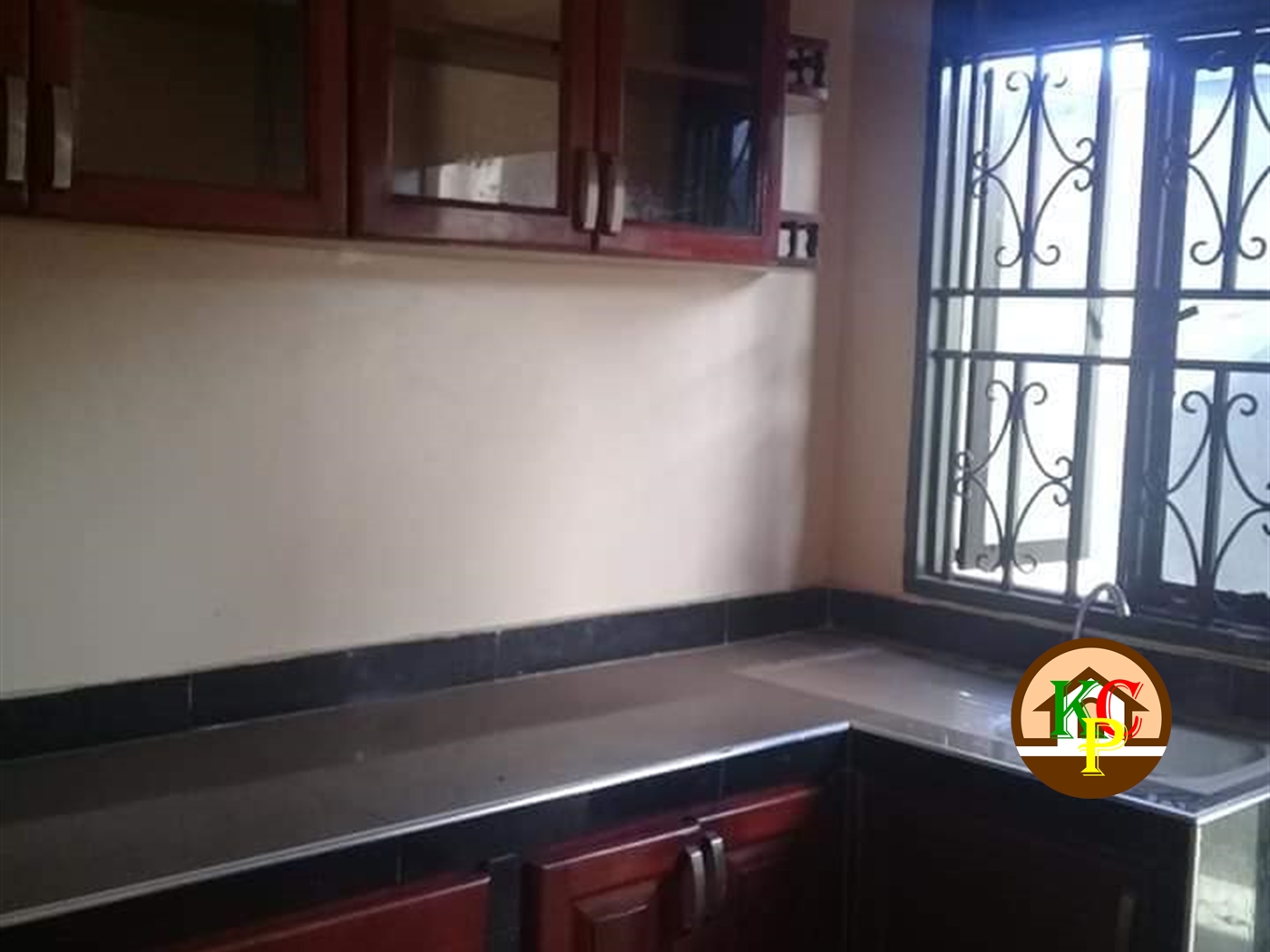 Semi Detached for rent in Mpererwe Kampala