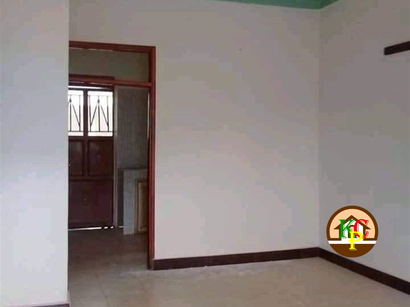 Semi Detached for rent in Mpererwe Kampala