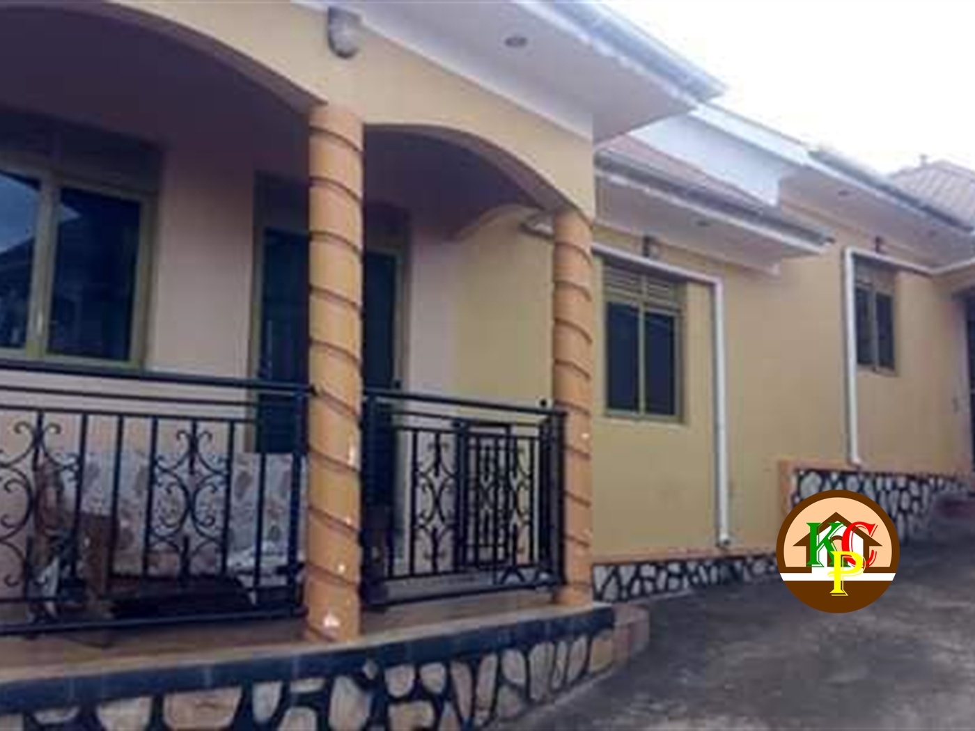 Semi Detached for rent in Mpererwe Kampala