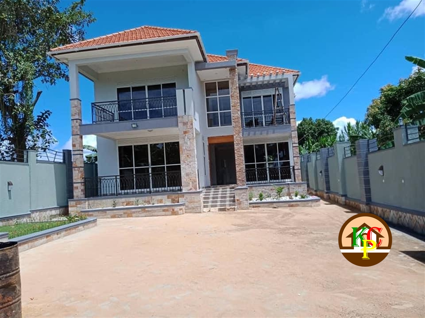 Mansion for sale in Munyonyo Kampala