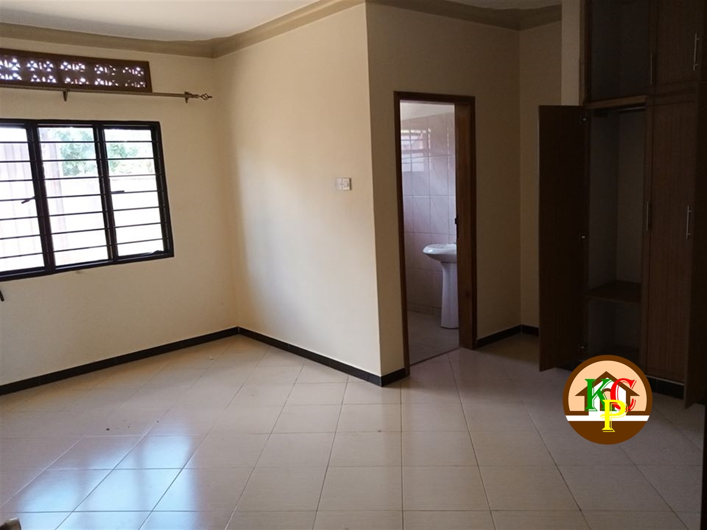 Semi Detached for rent in Namugongo Wakiso