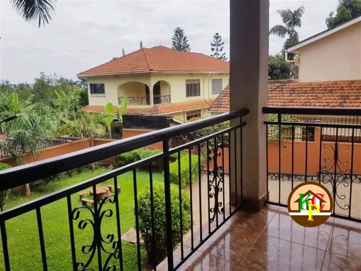 Mansion for rent in Muyenga Kampala