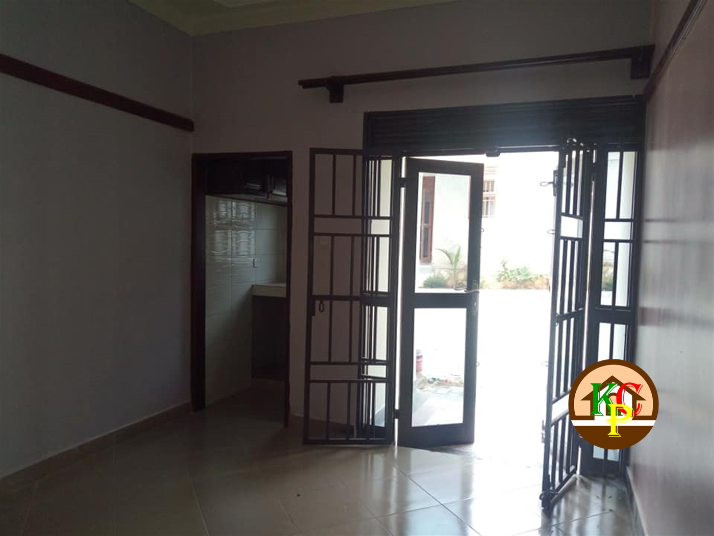 Semi Detached for rent in Bweyogerere Wakiso