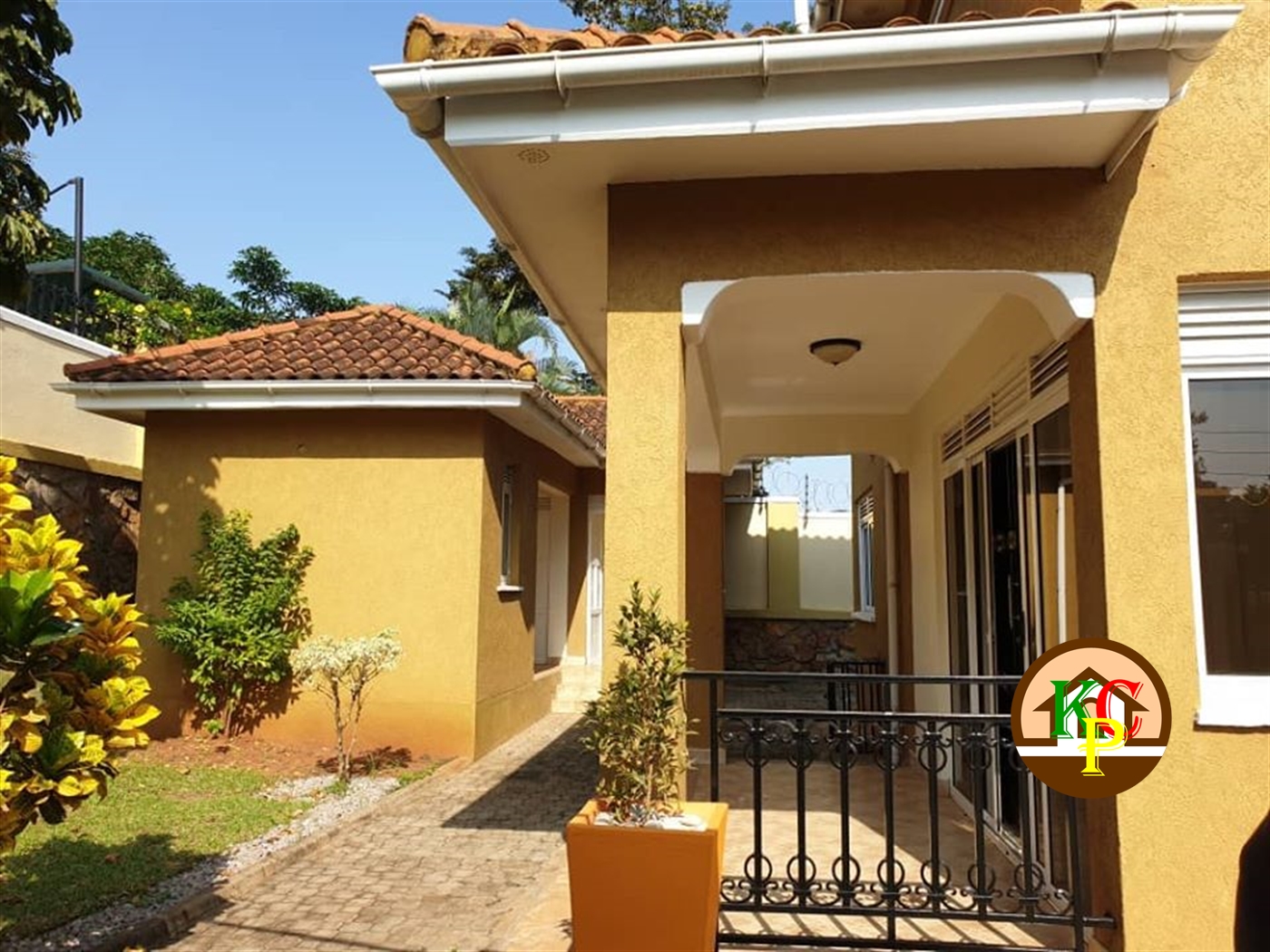 Mansion for sale in Muyenga Kampala