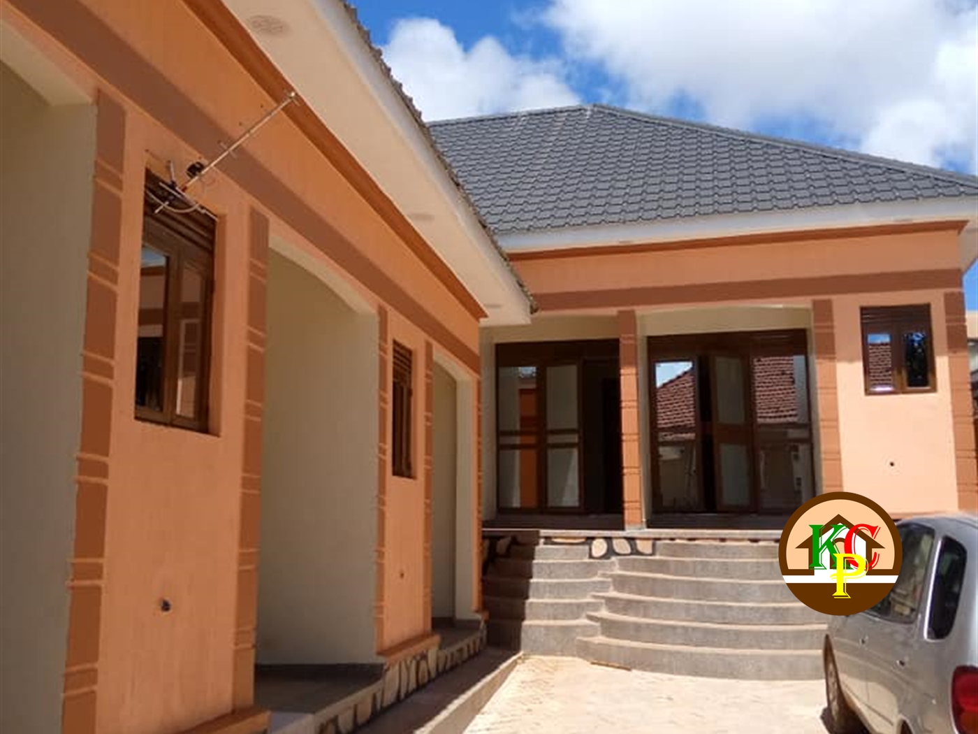 Semi Detached for rent in Buziga Kampala