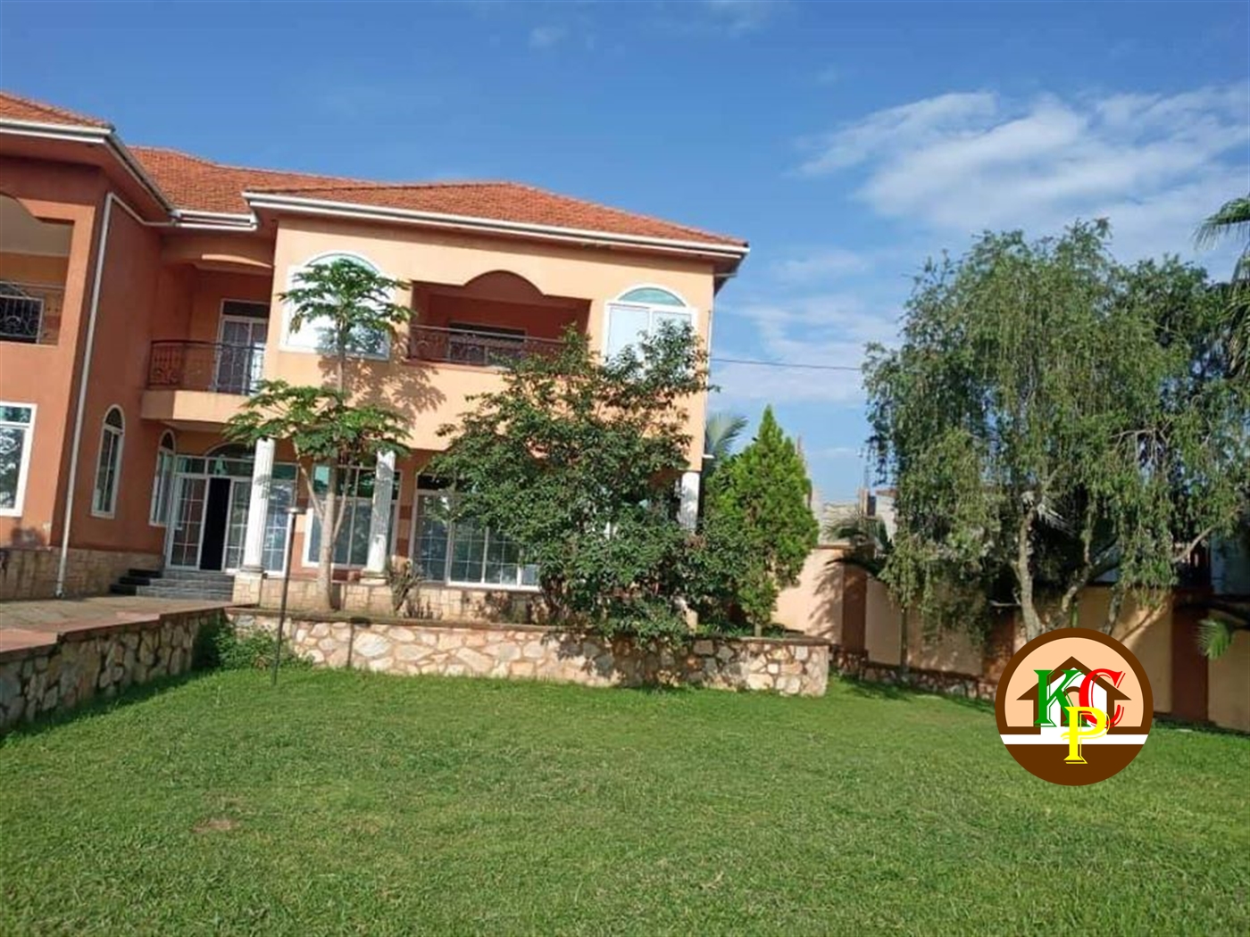 Mansion for sale in Bbunga Kampala