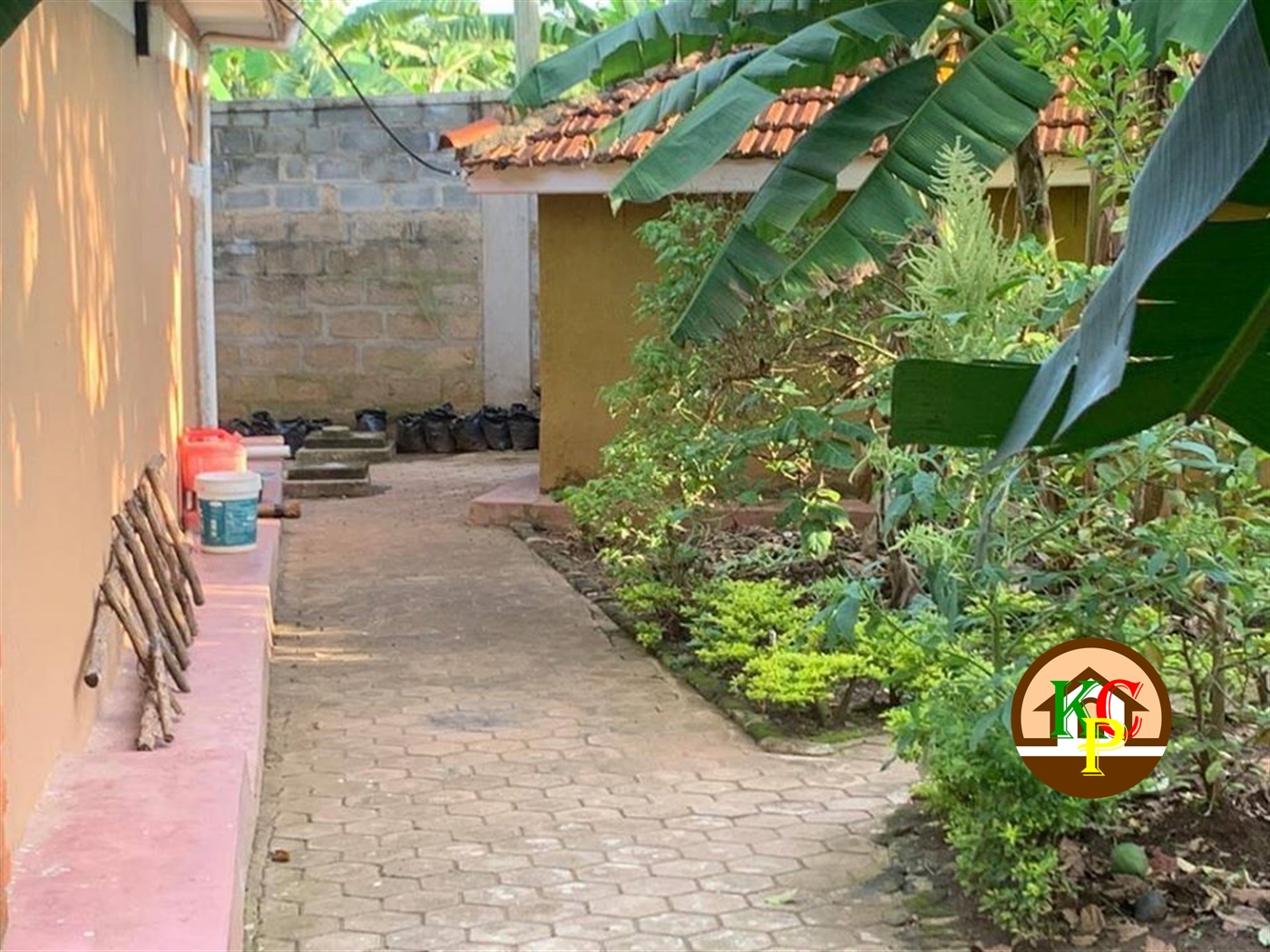 Bungalow for sale in Bweyogerere Wakiso