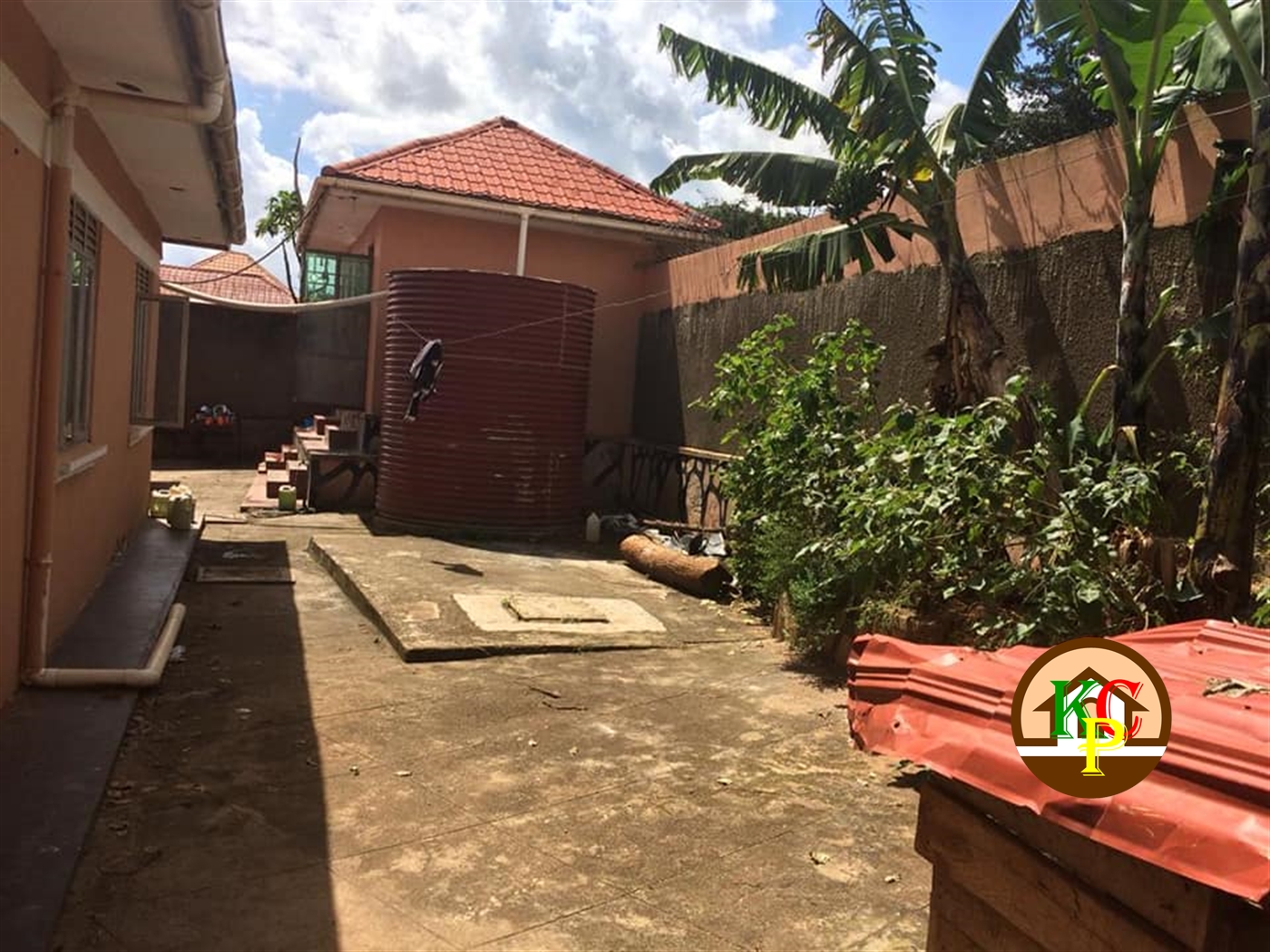 Bungalow for sale in Buloba Wakiso