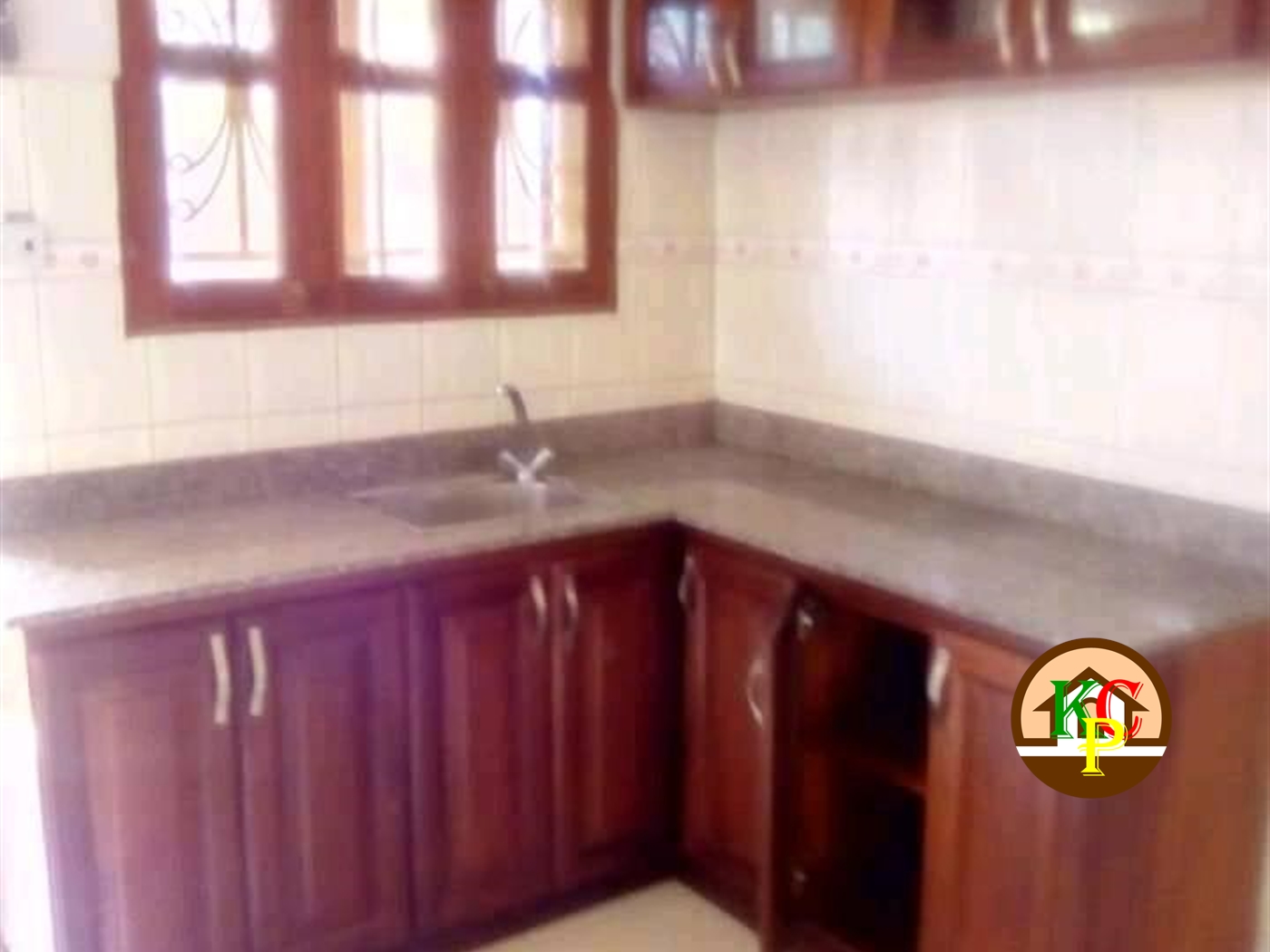 Mansion for rent in Bbiina Kampala