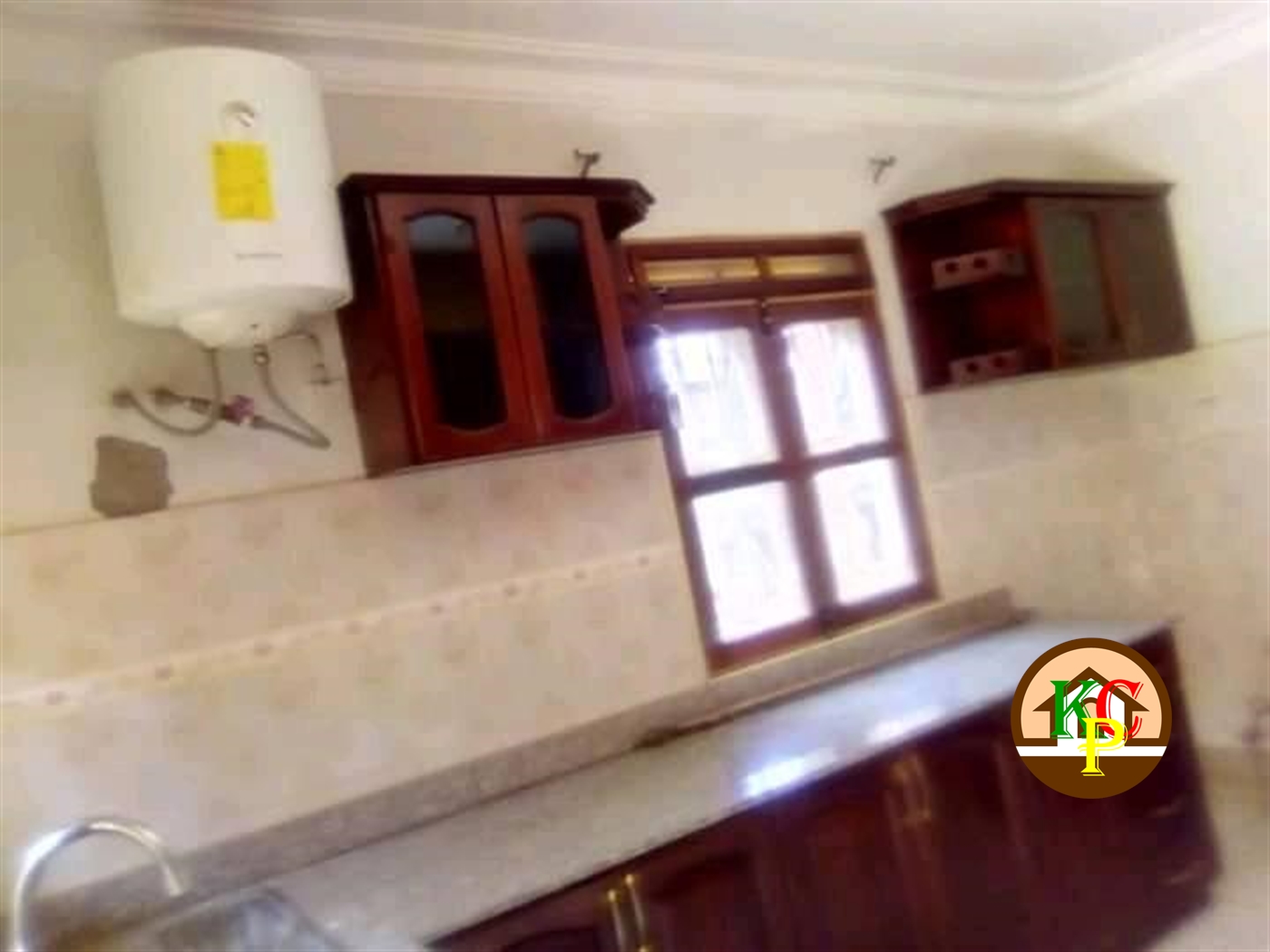 Mansion for rent in Bbiina Kampala