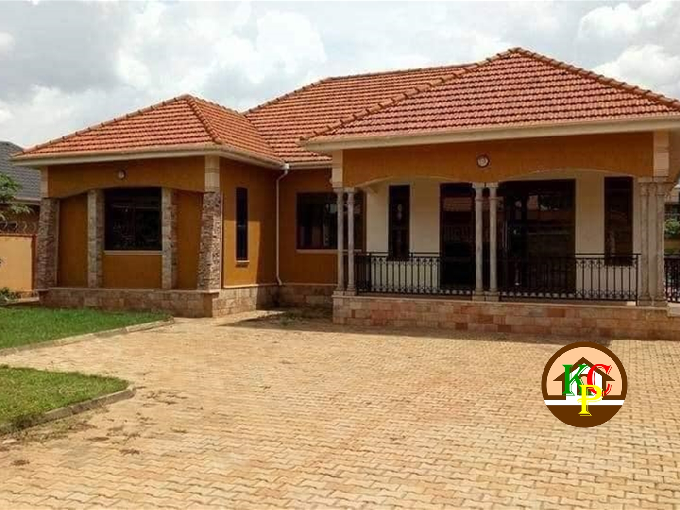 4 bedroom Bungalow for rent in Naalya Kampala Uganda, code 61579, 07