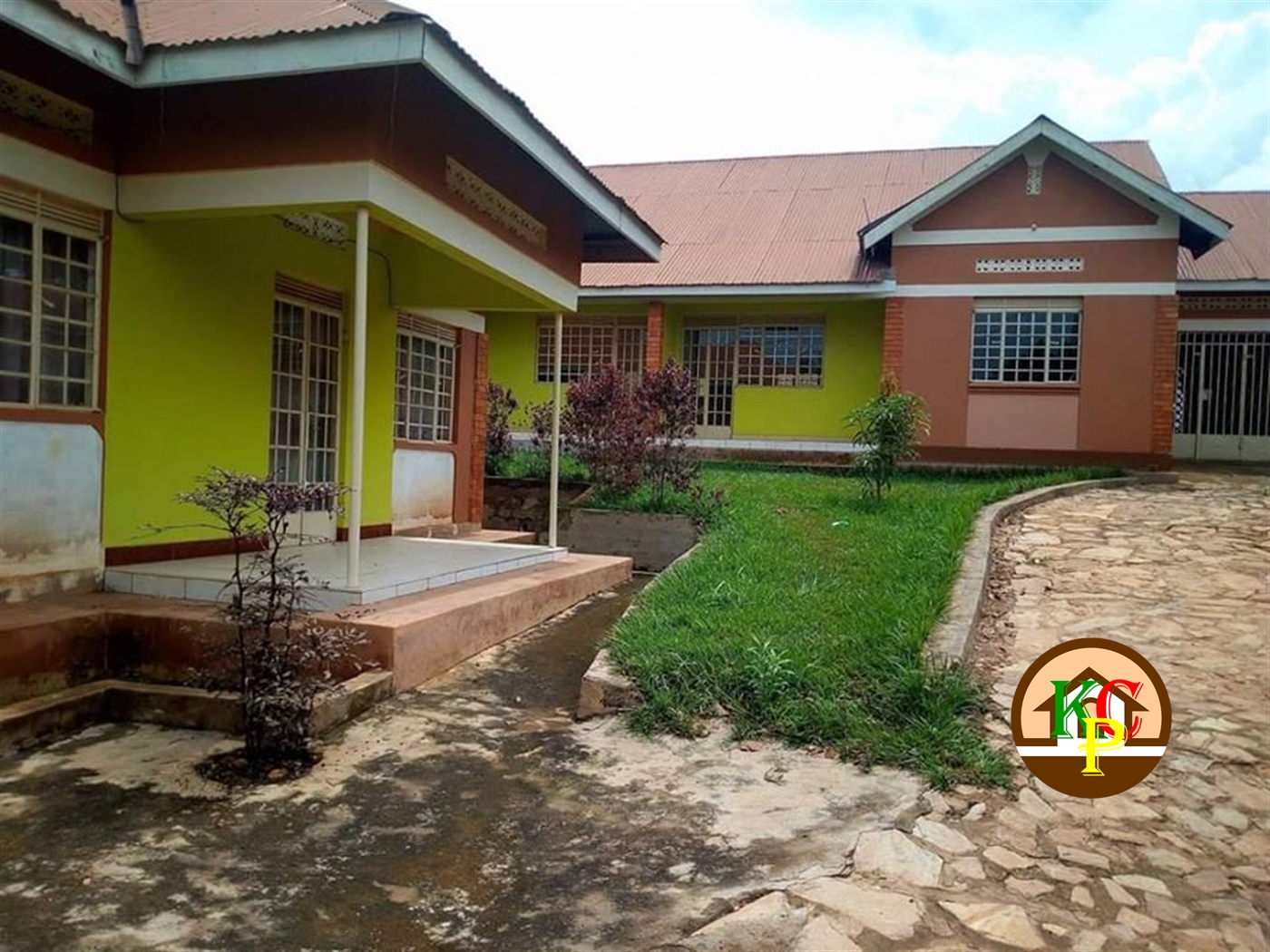 Semi Detached for rent in Namugongo Wakiso