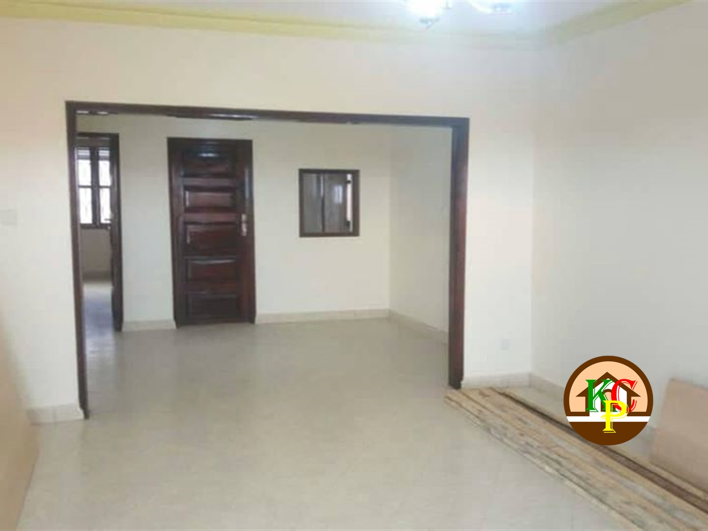 Semi Detached for rent in Luzira Kampala