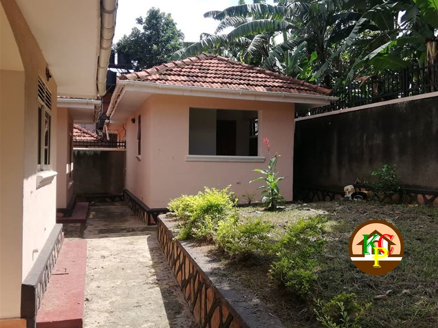 Bungalow for rent in Najjera Kampala