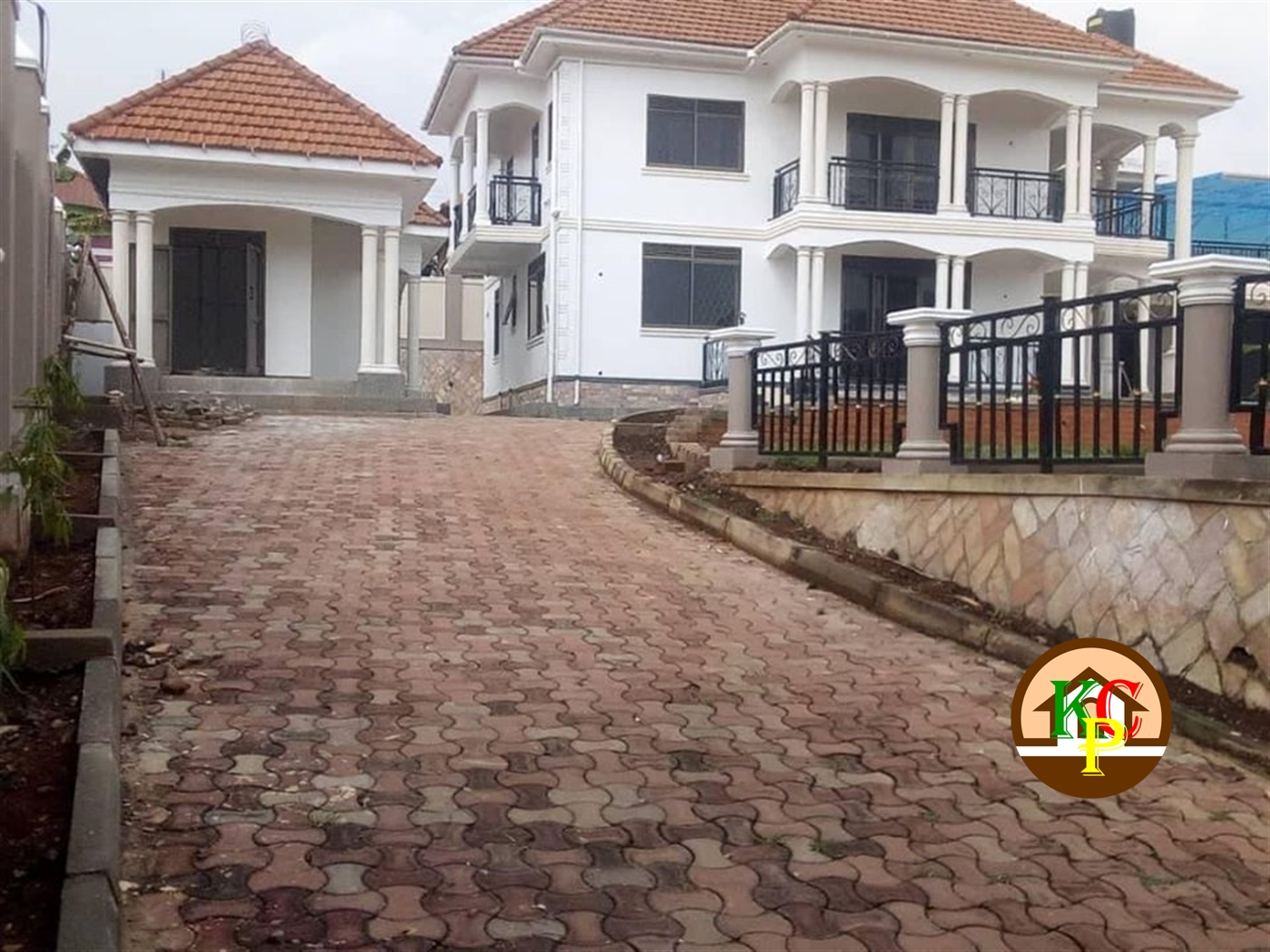 Mansion for sale in Nasuuti Mukono