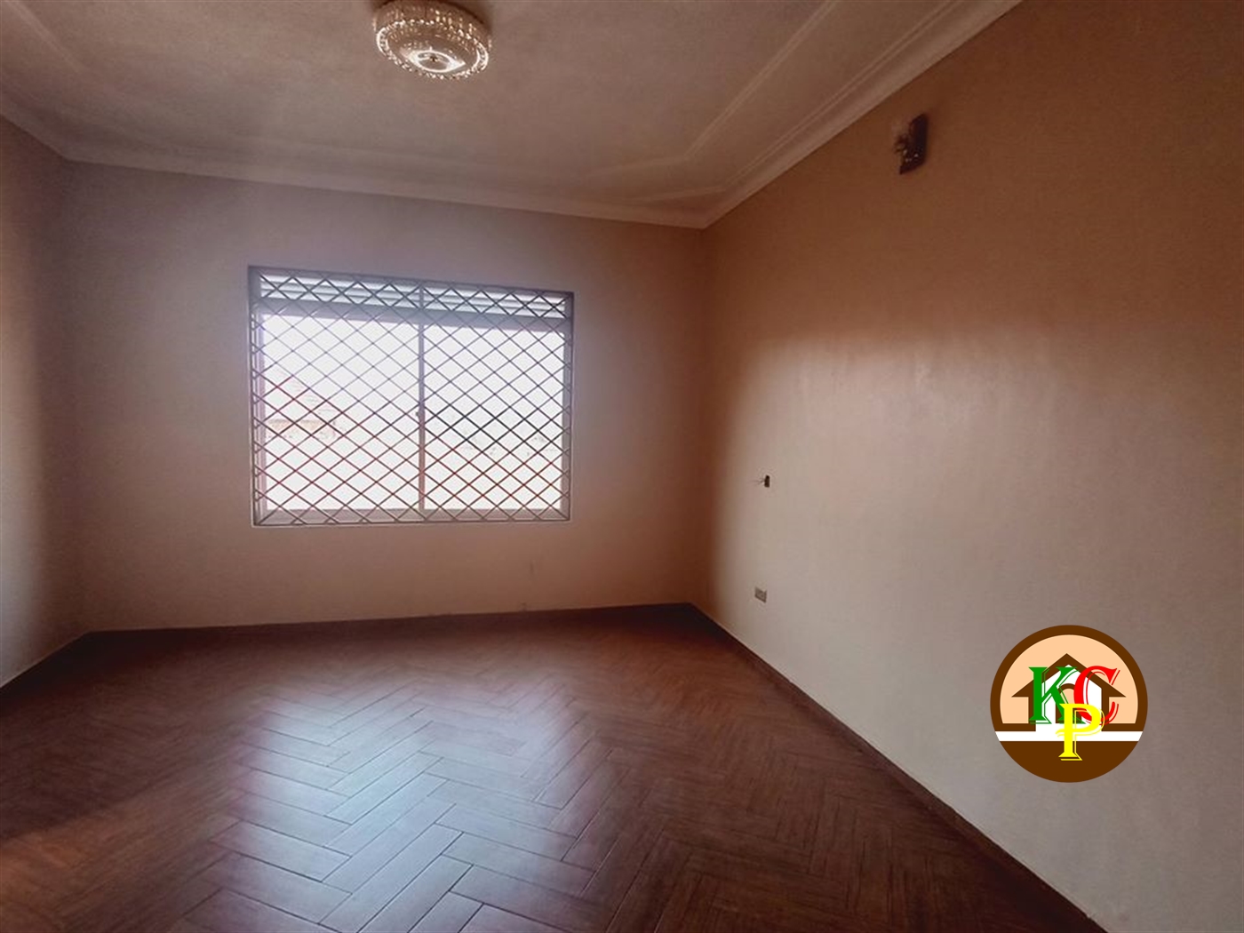 Bungalow for sale in Kira Wakiso