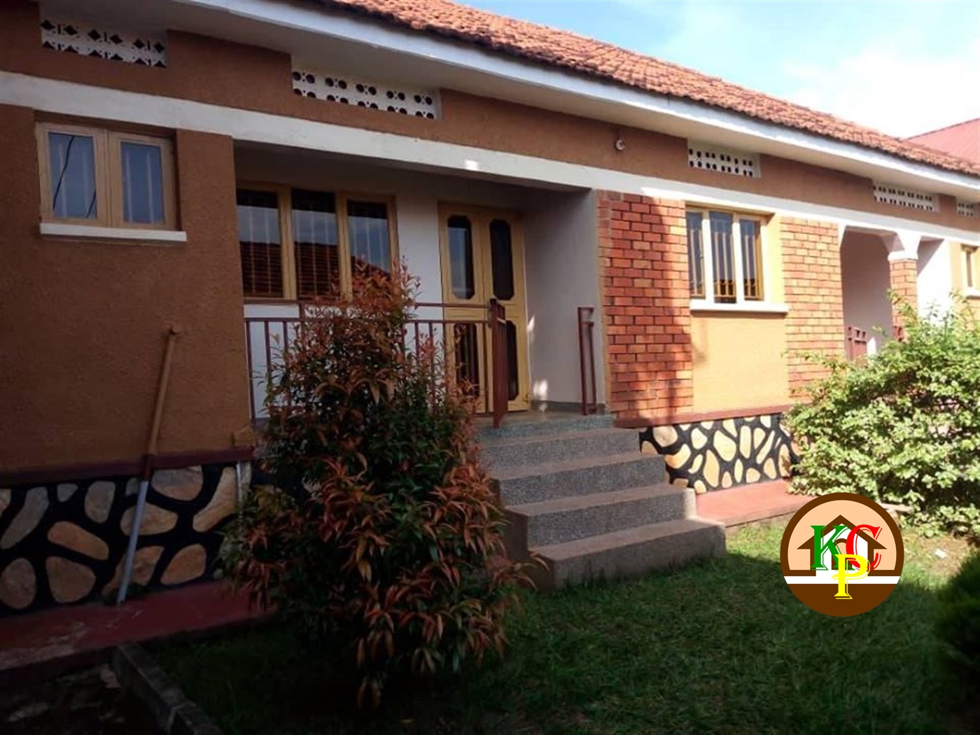 Semi Detached for rent in Naalya Kampala