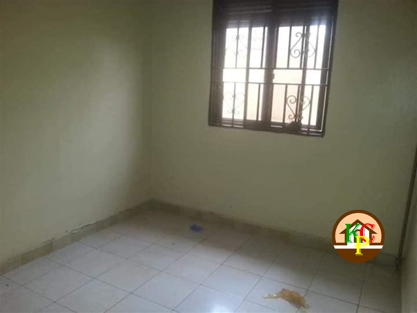 Semi Detached for rent in Kulambilo Kampala