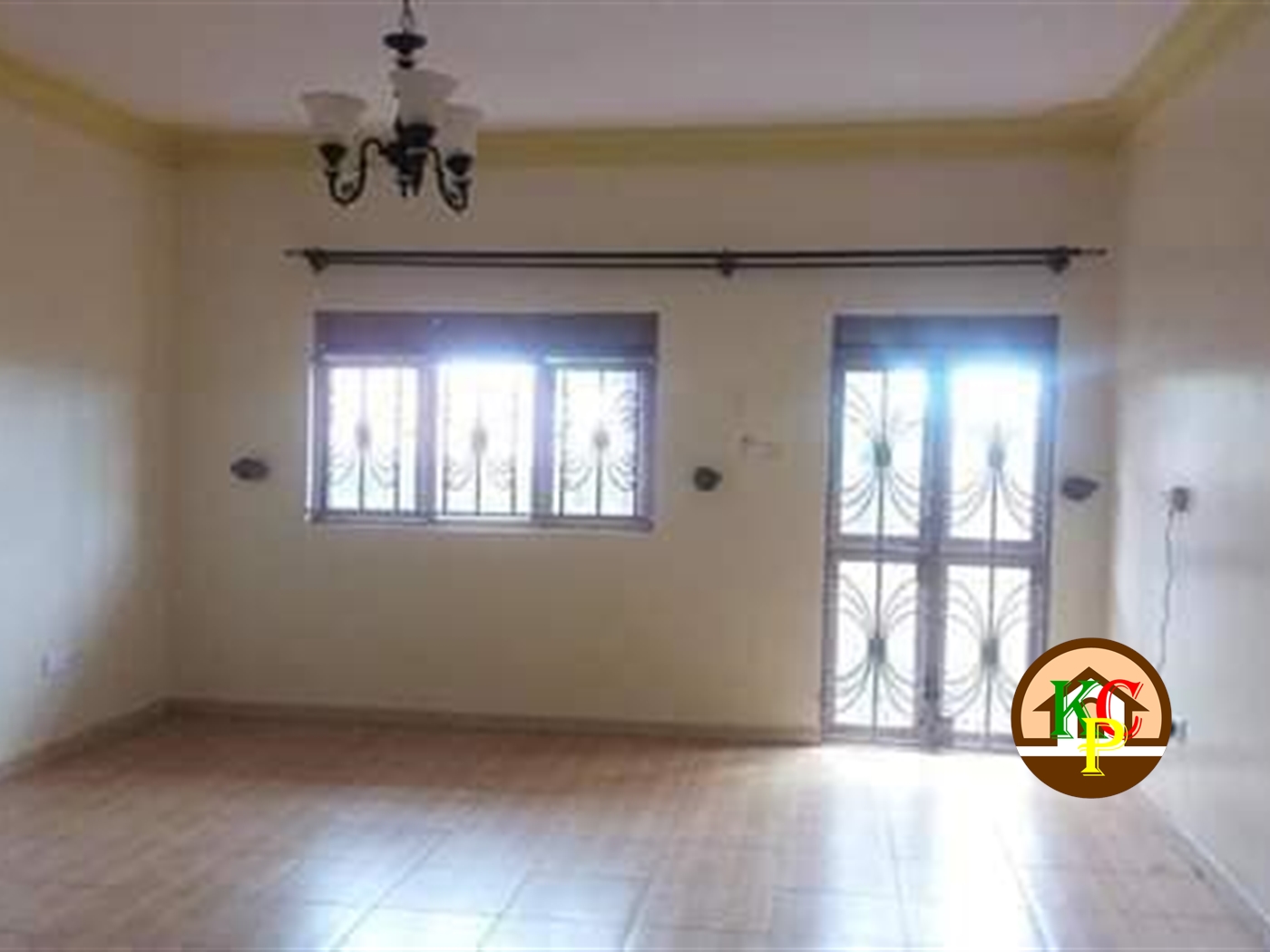 Semi Detached for rent in Mpererwe Kampala