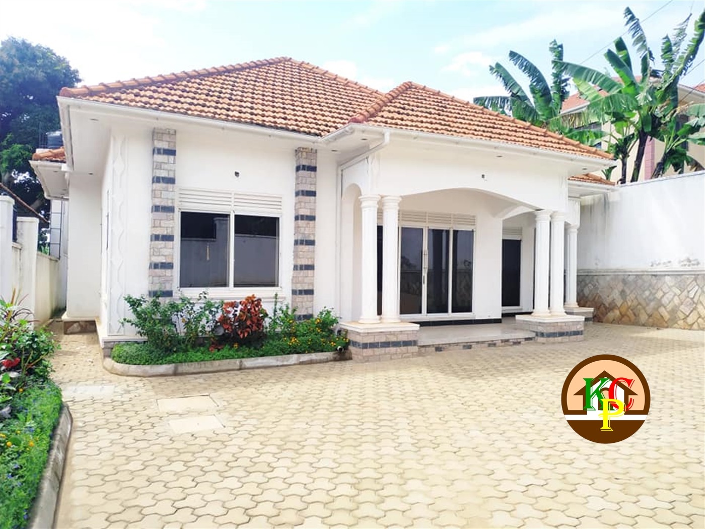 Bungalow for sale in Kira Wakiso