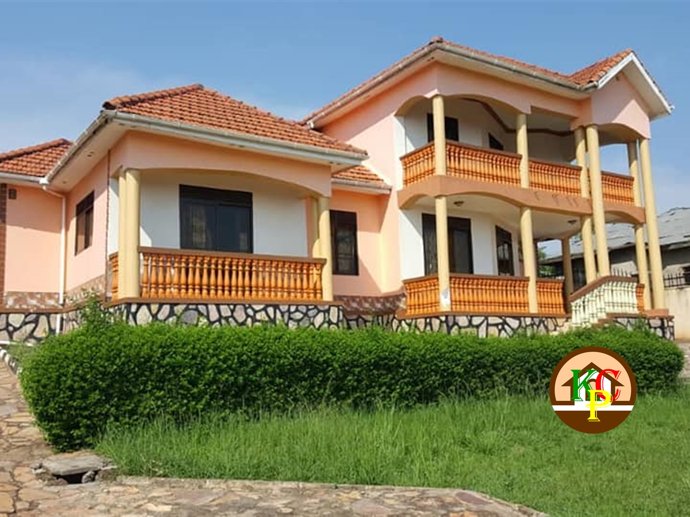 Mansion for sale in Bwebajja Wakiso