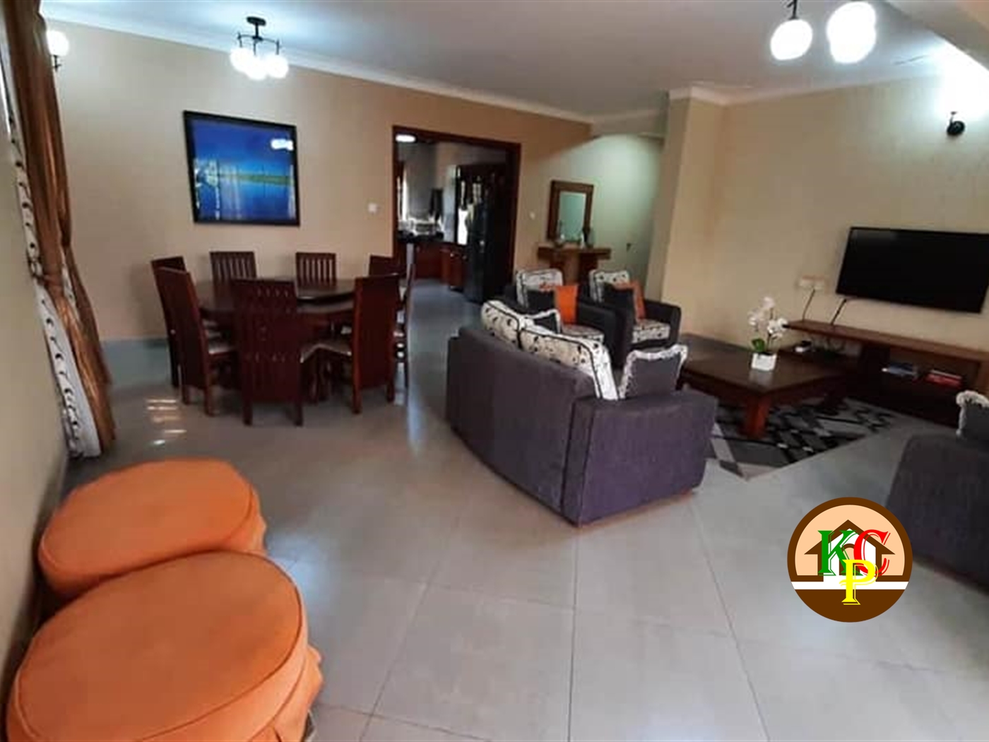 Mansion for sale in Kigo Wakiso