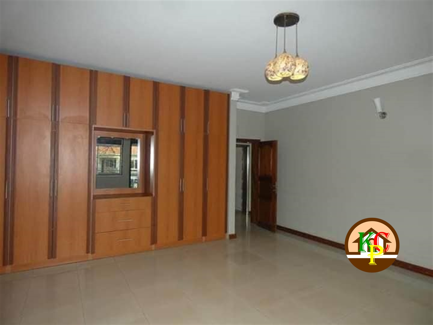 Mansion for rent in Naalya Kampala