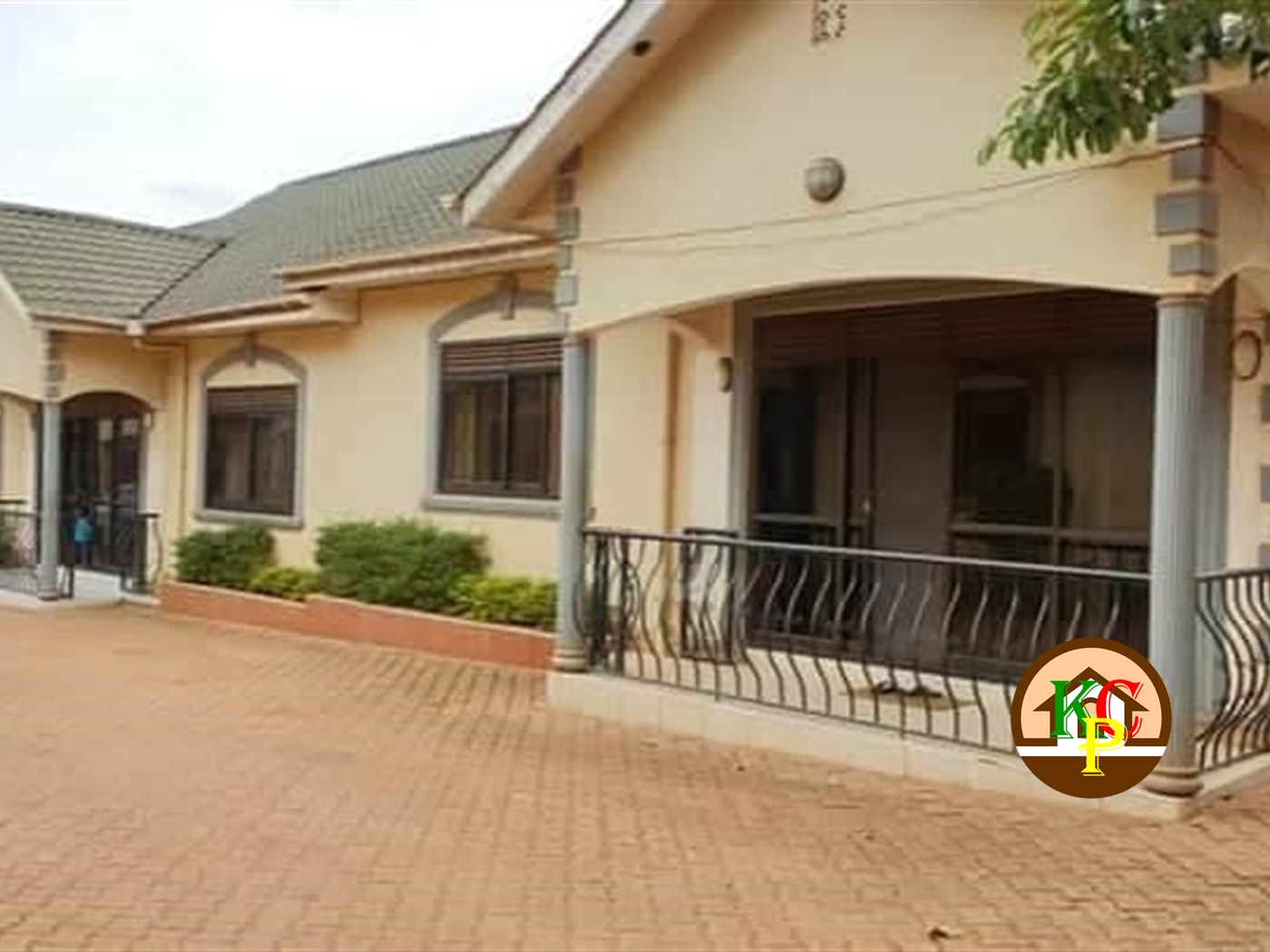 Semi Detached for rent in Kisaasi Kampala