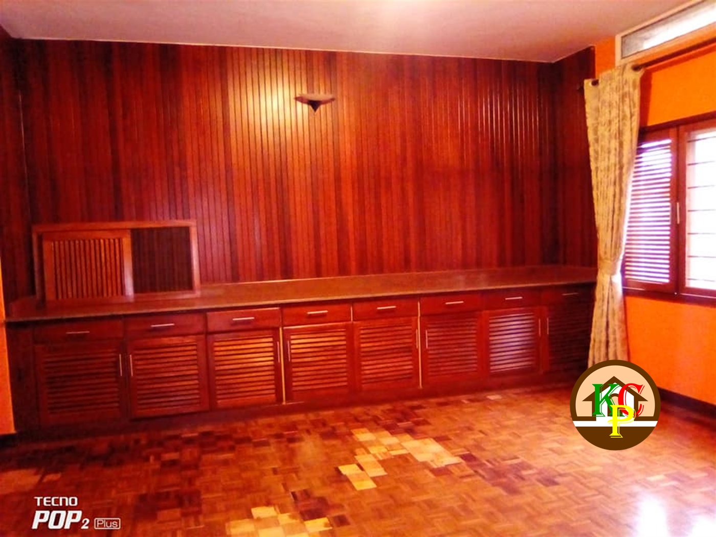 Bungalow for sale in Kololo Kampala