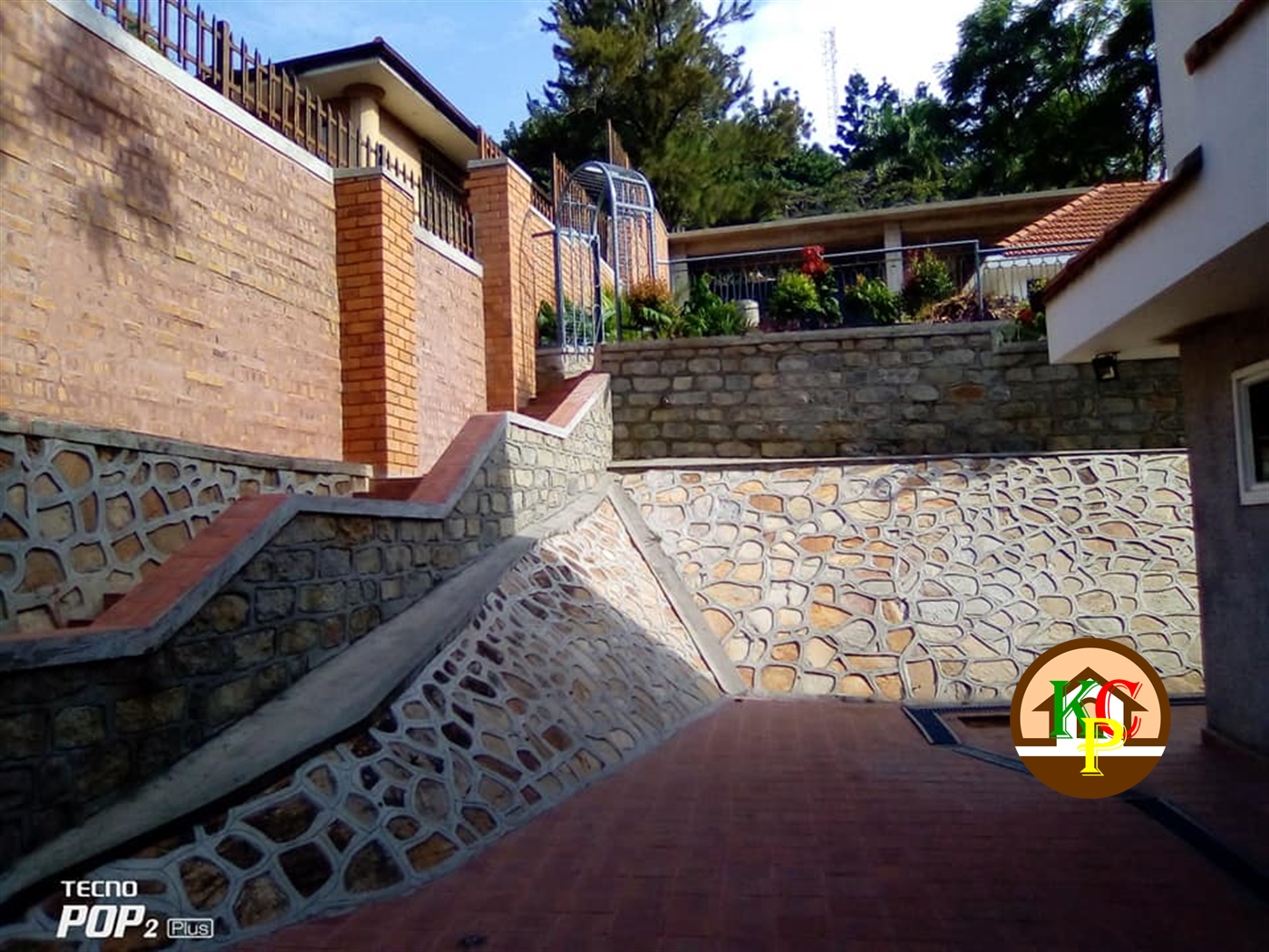 Bungalow for sale in Kololo Kampala