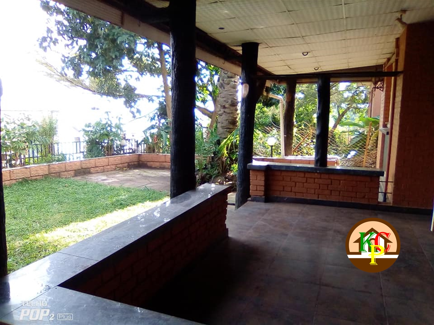 Town House for rent in Kololo Kampala