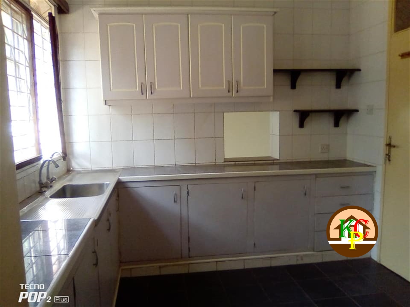 Town House for rent in Kololo Kampala