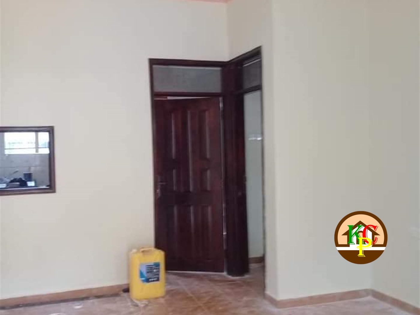 Semi Detached for rent in Mpererwe Kampala