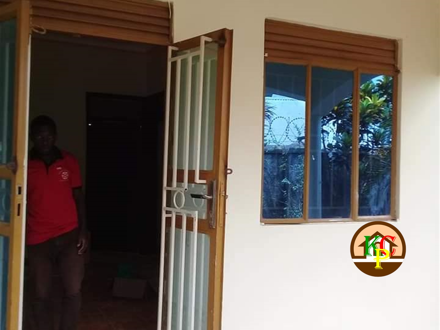 Semi Detached for rent in Mpererwe Kampala