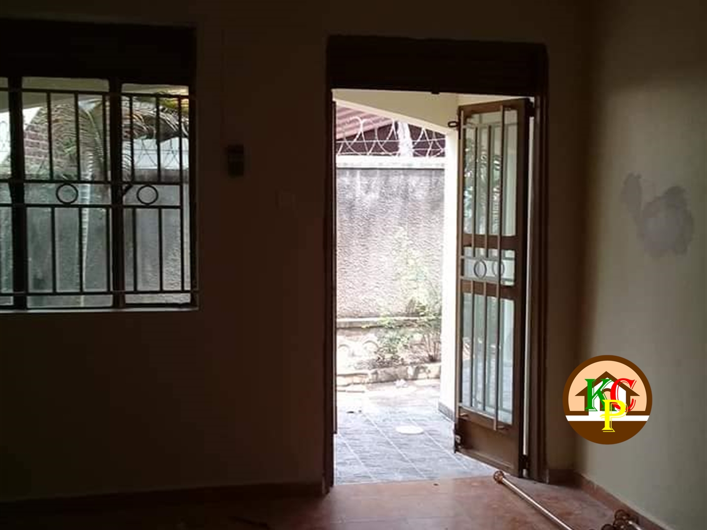 Semi Detached for rent in Mpererwe Kampala