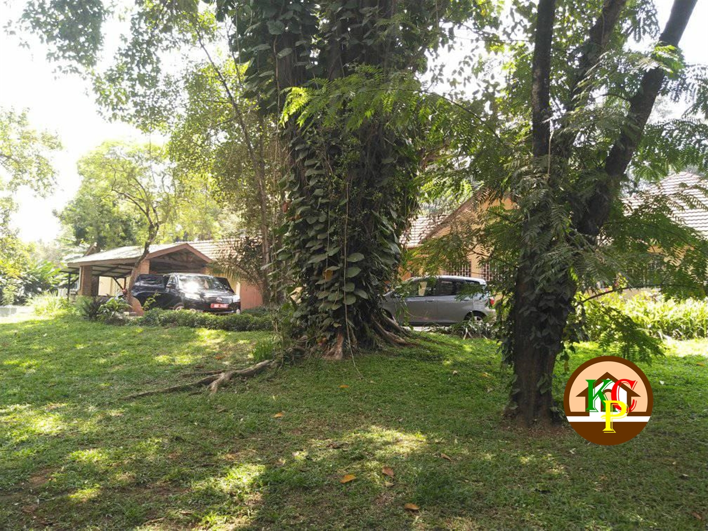 Multipurpose Land for sale in Kololo Kampala