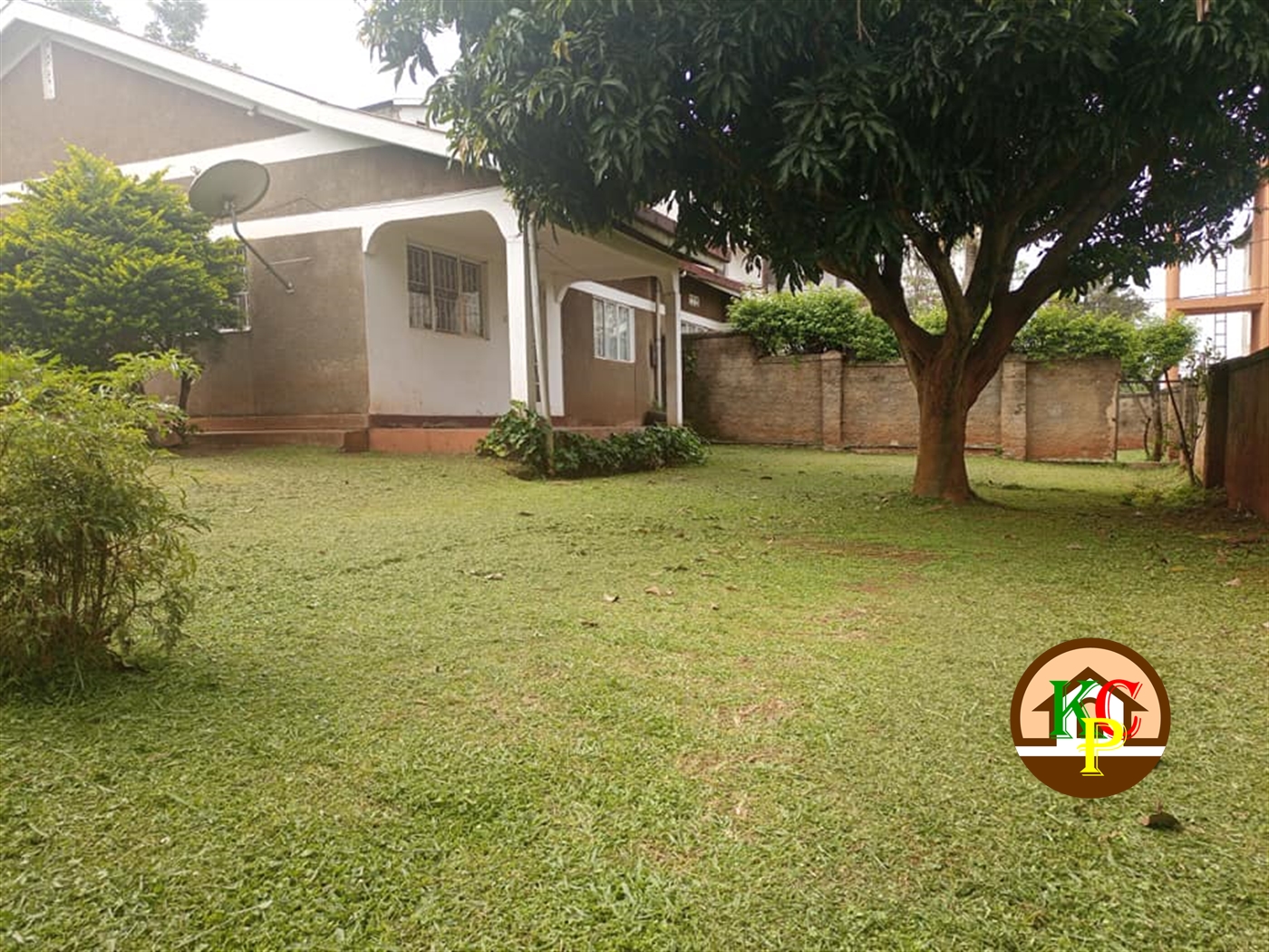 Bungalow for rent in Mbuya Kampala