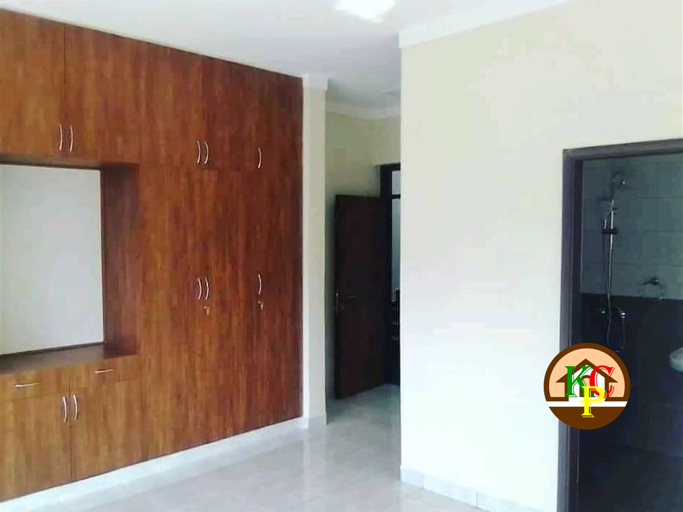 Town House for sale in Muyenga Kampala