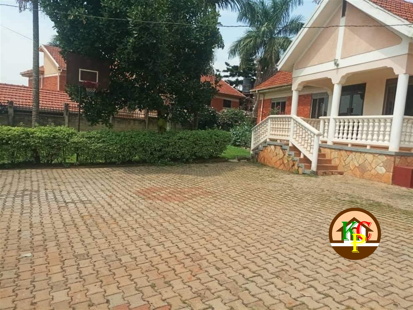 Bungalow for sale in Bukoto Kampala