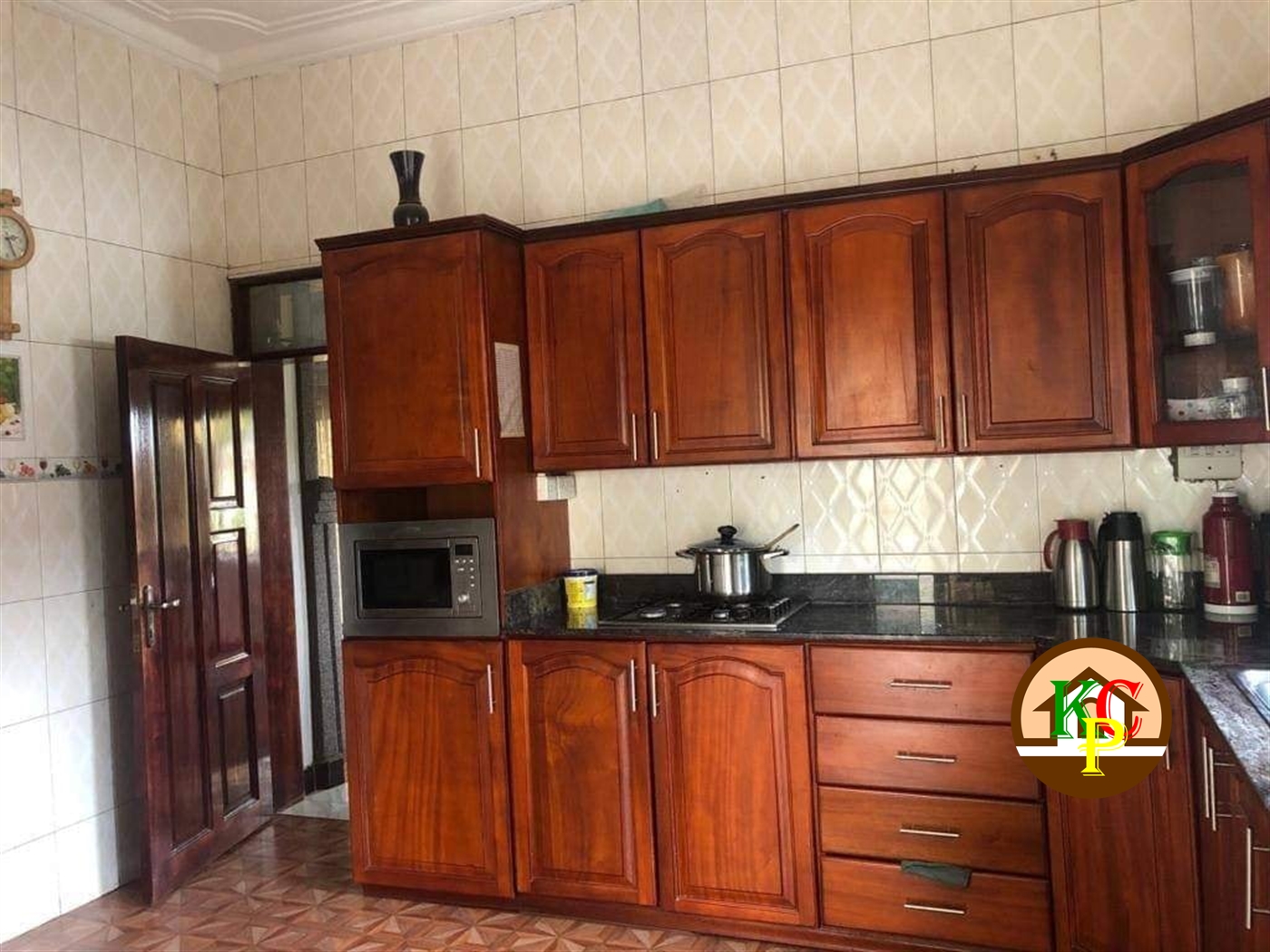 Bungalow for sale in Bukoto Kampala