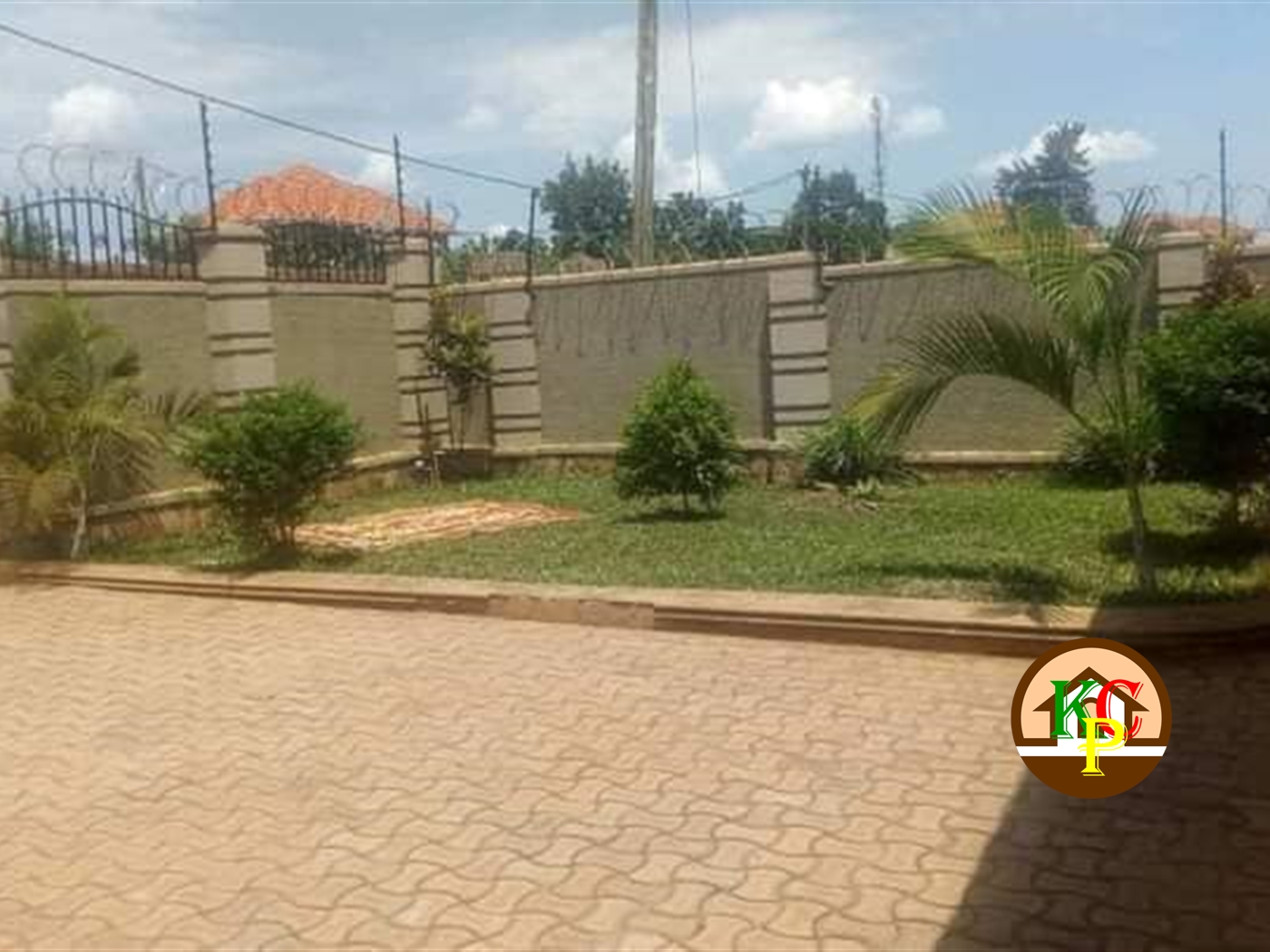 Bungalow for sale in Kira Wakiso