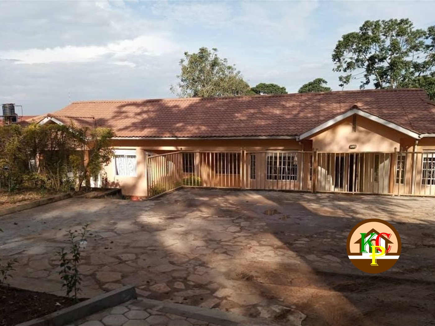 Semi Detached for rent in Kisaasi Kampala