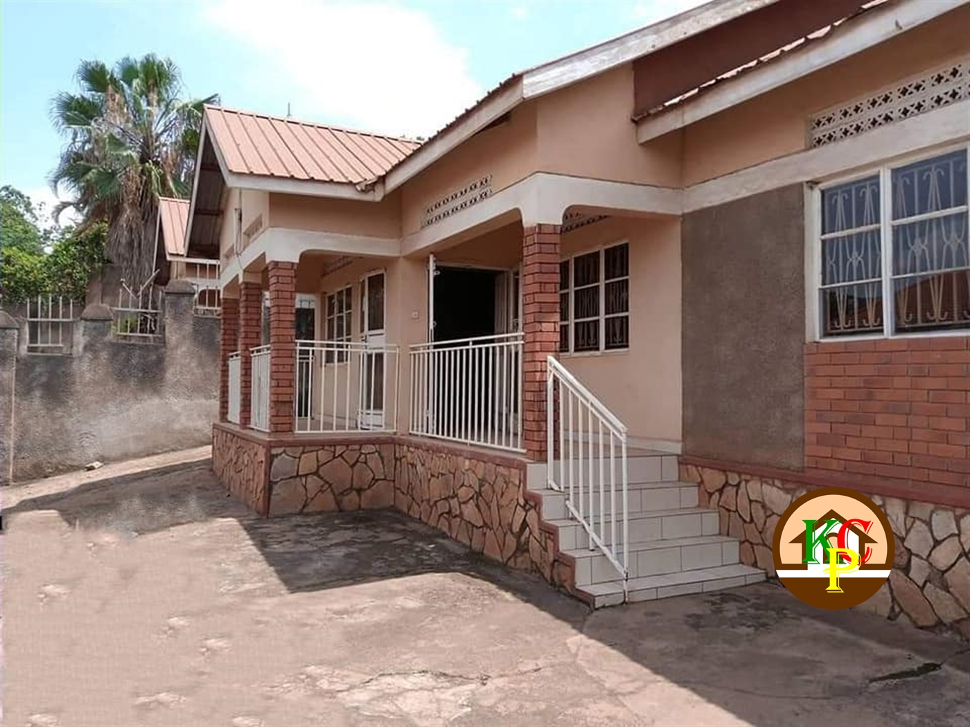 Bungalow for rent in Kisaasi Kampala