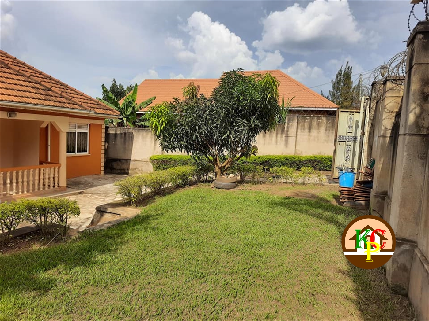 Bungalow for rent in Kira Wakiso