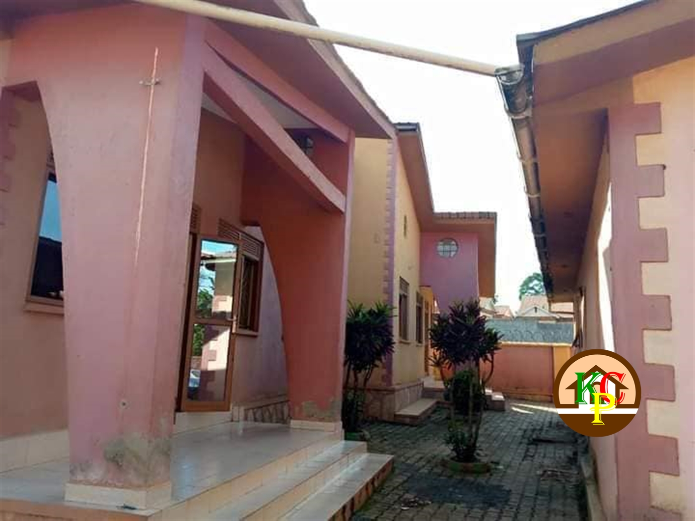 Semi Detached for rent in Kyaliwajjala Wakiso