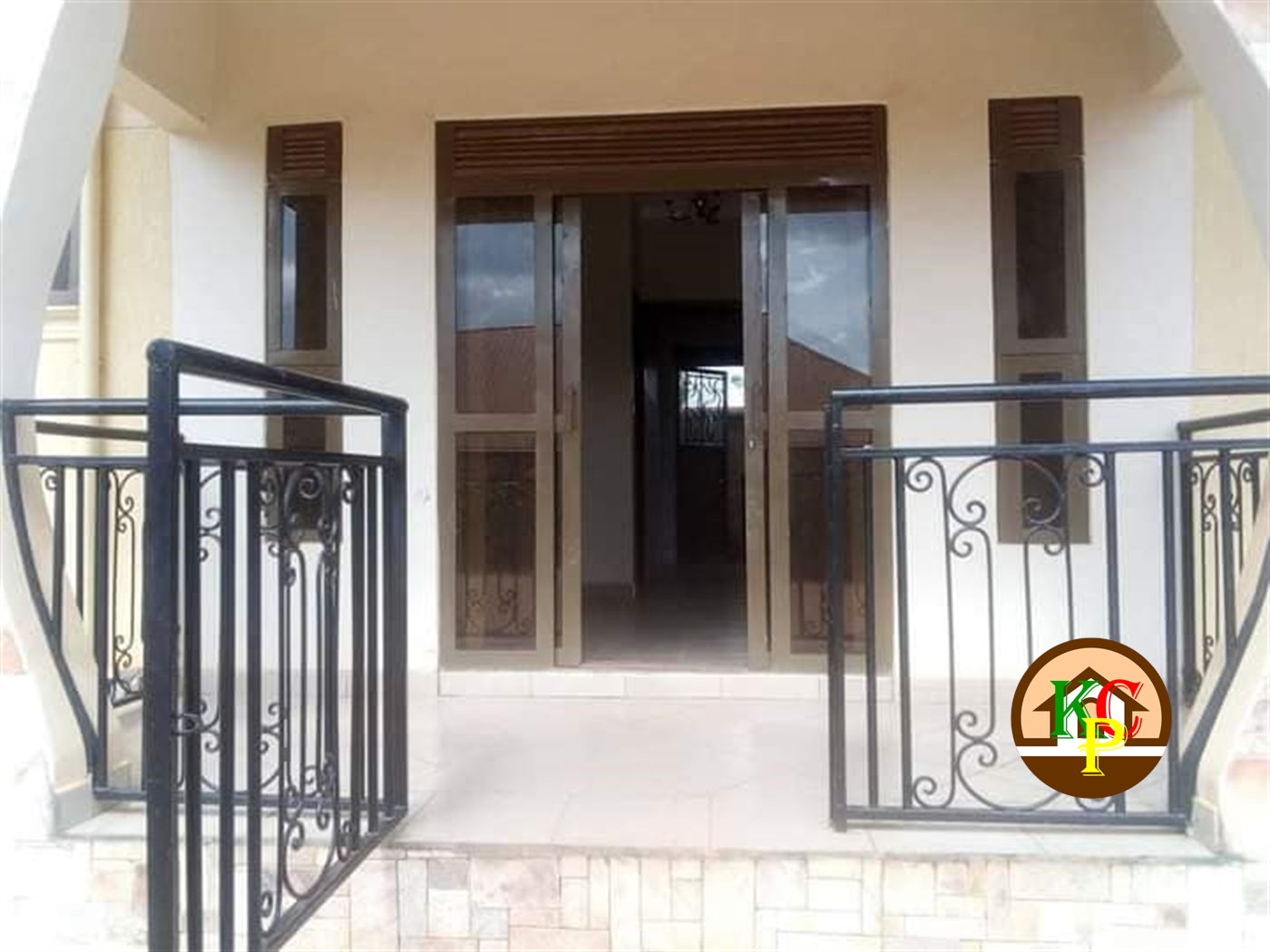 Semi Detached for rent in Mpererwe Kampala