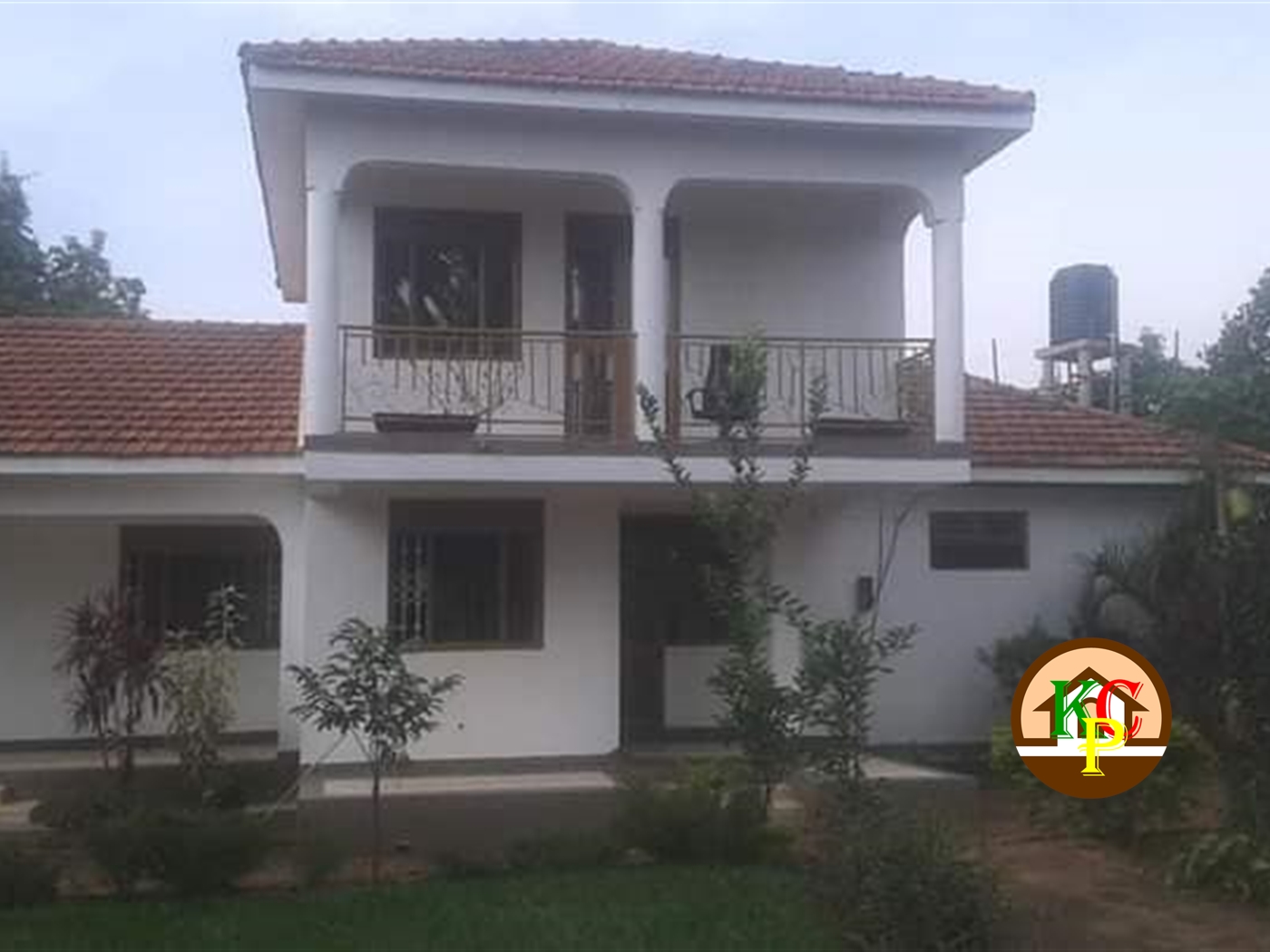 Storeyed house for rent in Kitende Wakiso