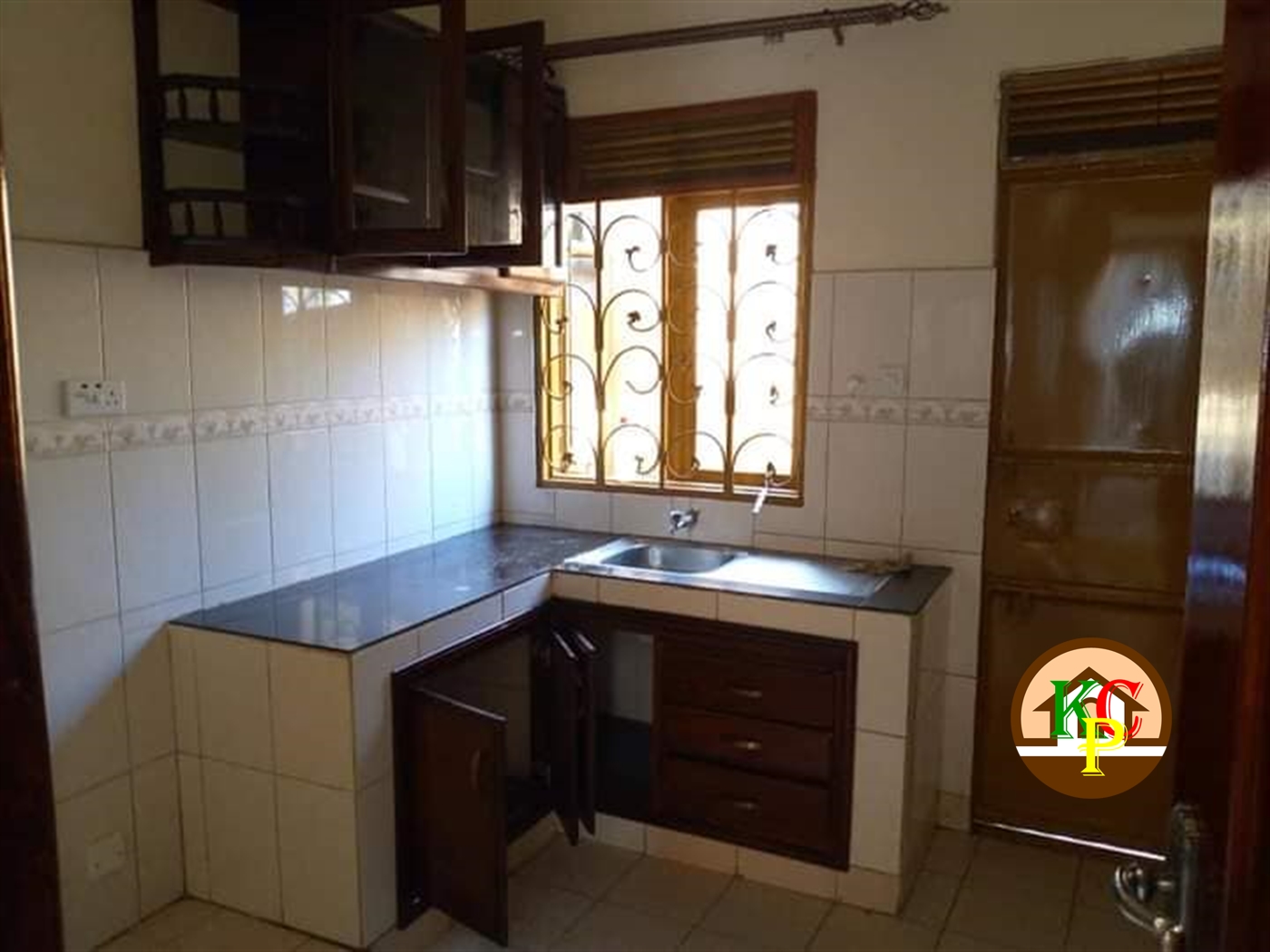 Semi Detached for rent in Kyaliwajjala Wakiso